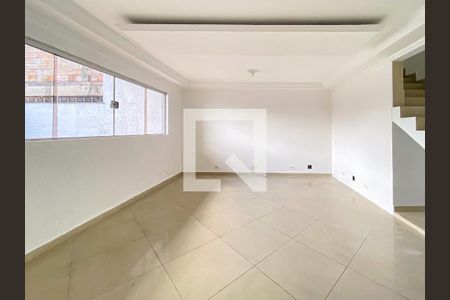 Sala de casa à venda com 3 quartos, 100m² em Jardim Celeste, São Paulo