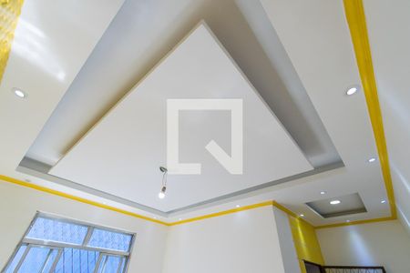 Sala de casa para alugar com 2 quartos, 100m² em Cordovil, Rio de Janeiro