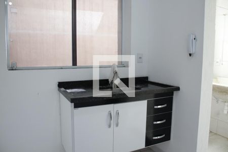 Sala e Cozinha de casa de condomínio para alugar com 1 quarto, 40m² em Quarta Parada, São Paulo