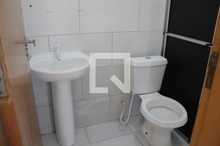 Banheiro de casa de condomínio para alugar com 1 quarto, 40m² em Quarta Parada, São Paulo