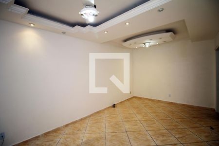 Sala de casa à venda com 2 quartos, 183m² em Penha, Rio de Janeiro