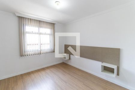 Quarto 1 de apartamento para alugar com 2 quartos, 98m² em Emiliano Perneta, Pinhais