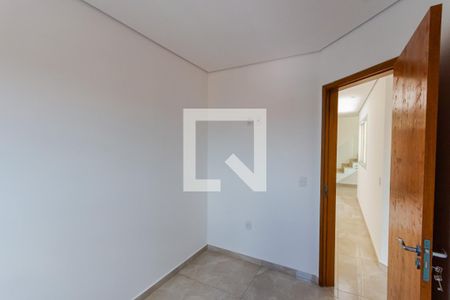 Quarto de apartamento à venda com 2 quartos, 104m² em Jardim Santo Antônio, Santo André