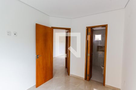 Suíte  de apartamento à venda com 2 quartos, 104m² em Jardim Santo Antônio, Santo André