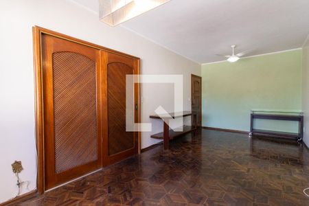 Apartamento para alugar com 75m², 2 quartos e 1 vagaSala