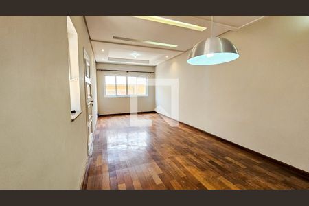 Sala de casa para alugar com 4 quartos, 125m² em Vila Nova Caledonia, São Paulo