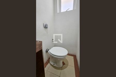 Lavabo de casa para alugar com 4 quartos, 125m² em Vila Nova Caledonia, São Paulo