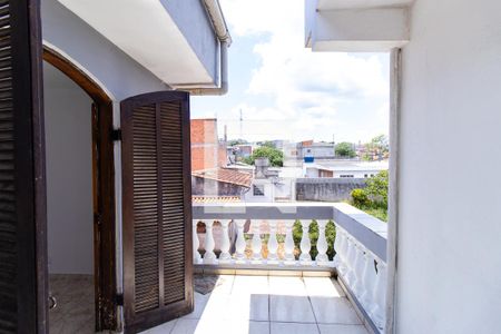 Casa para alugar com 420m², 3 quartos e 2 vagas Casa para alugar com 420m², 3 quartos e 2 vagasVaranda da edícula