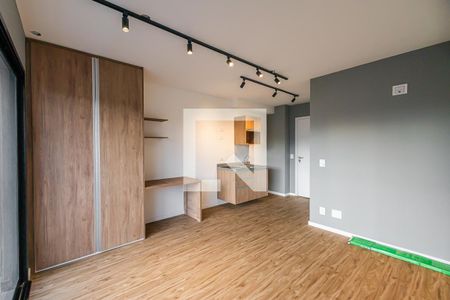 Quarto de kitnet/studio para alugar com 1 quarto, 25m² em Pinheiros, São Paulo