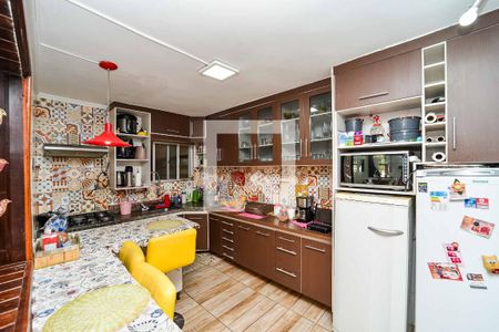 Casa à venda com 213m², 3 quartos e 2 vagas Casa à venda com 213m², 3 quartos e 2 vagasCozinha