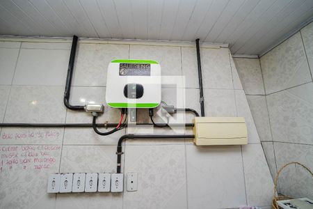 Casa à venda com 213m², 3 quartos e 2 vagas Casa à venda com 213m², 3 quartos e 2 vagasDetalhe da area de serviço/Energia Solar