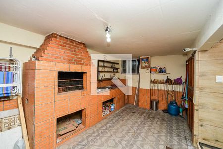 Casa à venda com 213m², 3 quartos e 2 vagas Casa à venda com 213m², 3 quartos e 2 vagasChurrasqueira