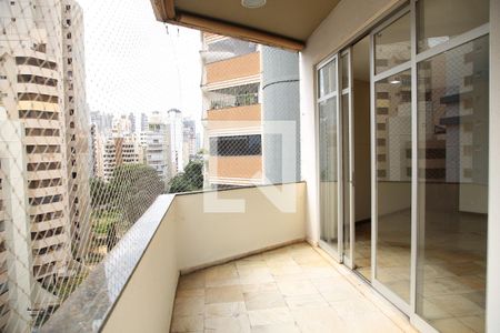 varanda de apartamento para alugar com 4 quartos, 190m² em Setor Bueno, Goiânia