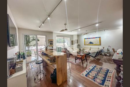 Sala de apartamento à venda com 4 quartos, 210m² em Cosme Velho, Rio de Janeiro