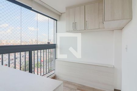 Quarto 1 de apartamento para alugar com 2 quartos, 40m² em Jardim do Lago, São Paulo