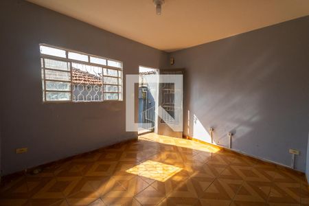 Casa para alugar com 2 quartos, 35m² em São Lucas, São Paulo