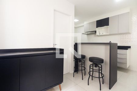 Sala  de apartamento para alugar com 2 quartos, 33m² em Cidade Mãe do Céu, São Paulo