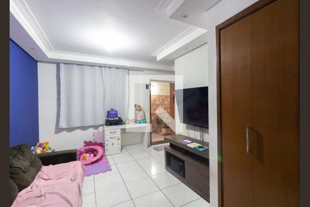 Sala de casa de condomínio para alugar com 2 quartos, 63m² em Itaquera, São Paulo