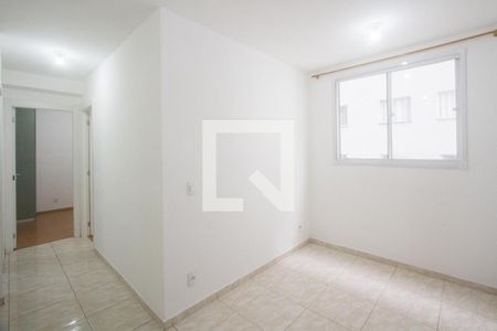 Sala de apartamento para alugar com 2 quartos, 44m² em Parque Maria Helena, São Paulo