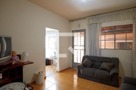 Casa para alugar com 2 quartos, 200m² em Ipiranga, Belo Horizonte