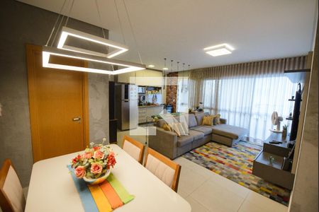 Sala de apartamento para alugar com 3 quartos, 113m² em Vila Edmundo, Taubaté