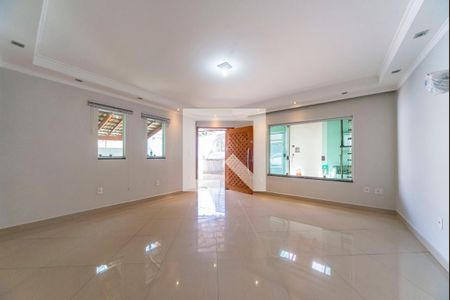 Sala de casa para alugar com 3 quartos, 250m² em Vila Bela Vista, Santo André