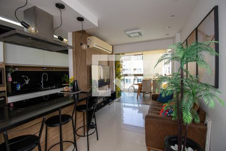 Sala de apartamento para alugar com 2 quartos, 144m² em Recreio dos Bandeirantes, Rio de Janeiro