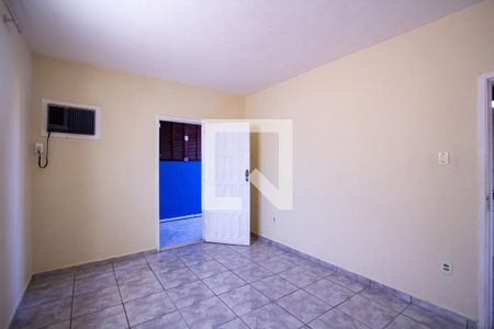 Quarto 2 de casa para alugar com 2 quartos, 90m² em Centro, São Gonçalo