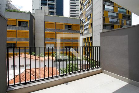 Varanda de kitnet/studio para alugar com 1 quarto, 34m² em Sumarezinho, São Paulo