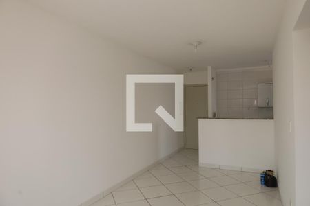 Sala de apartamento para alugar com 2 quartos, 52m² em Vila Carmosina, São Paulo