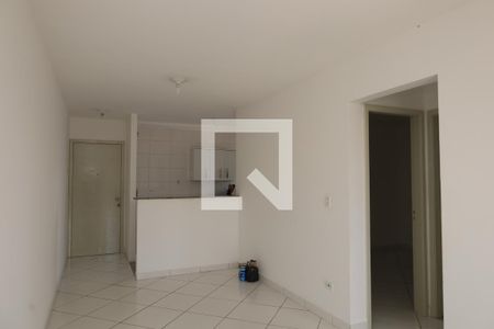 Sala de apartamento para alugar com 2 quartos, 52m² em Vila Carmosina, São Paulo