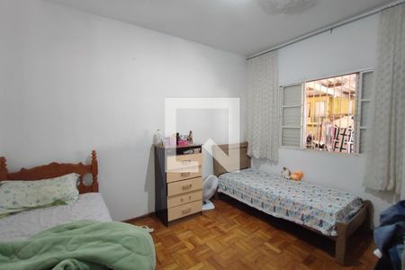 Casa à venda com 150m², 2 quartos e 2 vagas Casa à venda com 150m², 2 quartos e 2 vagasQuarto 2