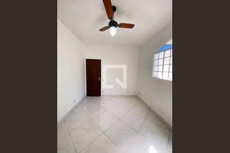 Sala de casa à venda com 3 quartos, 130m² em Alvorada, Contagem