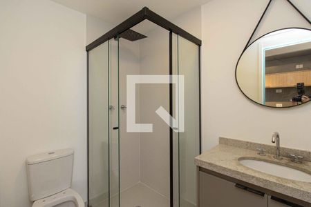 Banheiro de apartamento para alugar com 0 quarto, 21m² em  Vila Firmiano Pinto, São Paulo