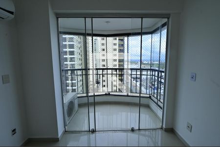 Sala  de apartamento para alugar com 3 quartos, 91m² em Residencial Itaipú, Goiânia