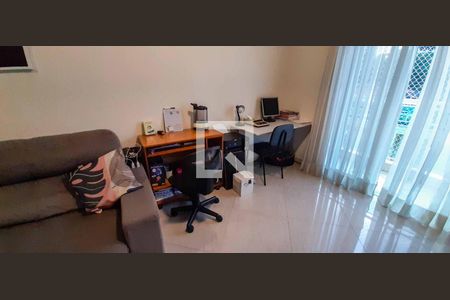 Sala de casa para alugar com 4 quartos, 358m² em Vila Yara, Osasco