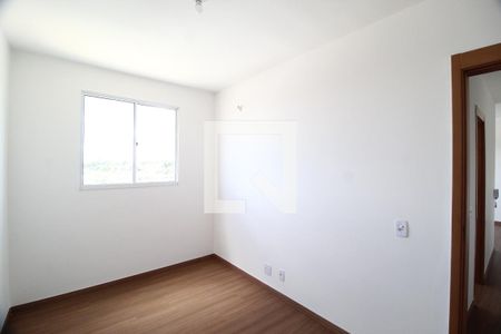 Quarto 2 de apartamento para alugar com 2 quartos, 50m² em Martins, Uberlândia