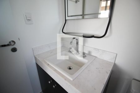 Banheiro de kitnet/studio para alugar com 1 quarto, 28m² em Itaim Bibi, São Paulo