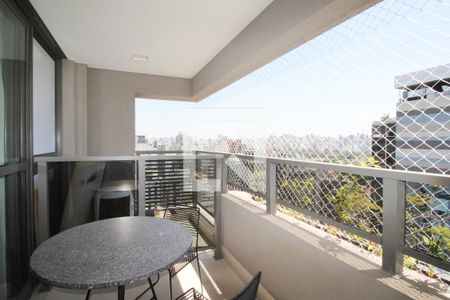 Varanda de kitnet/studio para alugar com 1 quarto, 28m² em Itaim Bibi, São Paulo