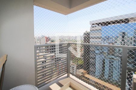 Varanda de kitnet/studio para alugar com 1 quarto, 28m² em Itaim Bibi, São Paulo