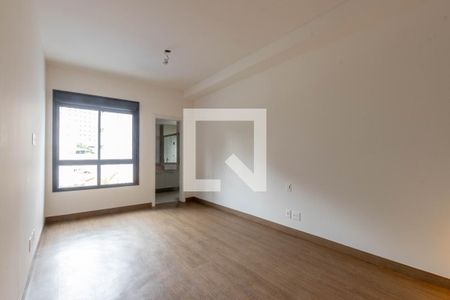 Suíte master de apartamento à venda com 4 quartos, 150m² em Mangabeiras, Belo Horizonte