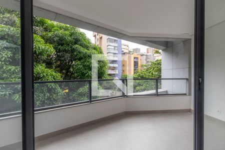 Varanda da Sala de apartamento à venda com 4 quartos, 150m² em Mangabeiras, Belo Horizonte