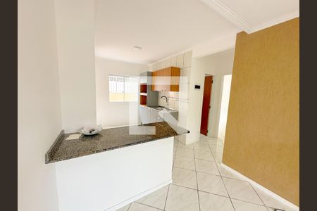 Sala de apartamento para alugar com 2 quartos, 60m² em Ingleses do Rio Vermelho, Florianópolis