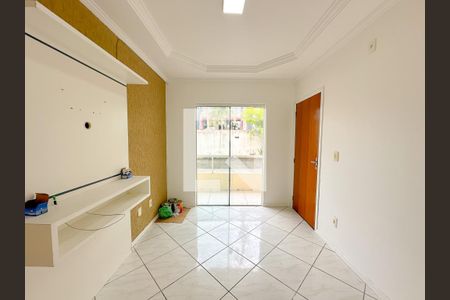 Sala de apartamento para alugar com 2 quartos, 60m² em Ingleses do Rio Vermelho, Florianópolis