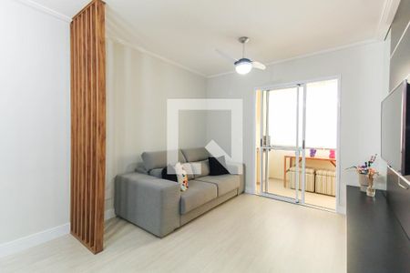 Sala de apartamento para alugar com 3 quartos, 76m² em Vila Invernada, São Paulo