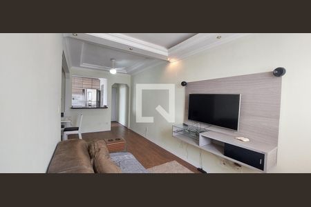 Sala de apartamento para alugar com 3 quartos, 70m² em Jardim Santo André, Santo André