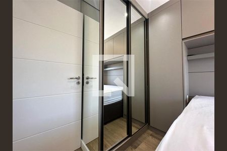 Apartamento à venda com 3 quartos, 53m² em Parque Vitoria, São Paulo