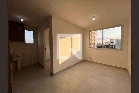 Apartamento à venda com 2 quartos, 34m² em Campo Grande, São Paulo