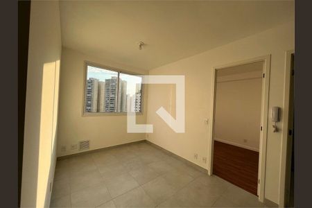 Apartamento à venda com 2 quartos, 34m² em Campo Grande, São Paulo