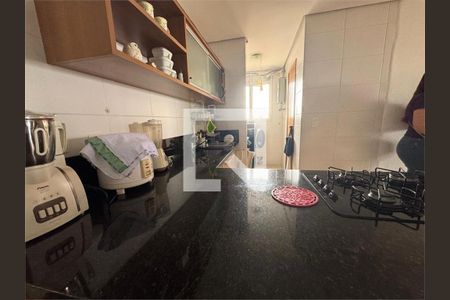 Apartamento à venda com 3 quartos, 97m² em Vila Romero, São Paulo